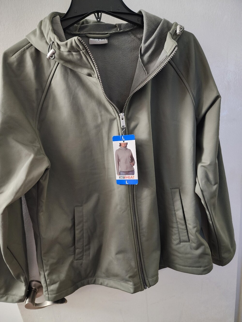 NWT JACKET SIZE LARGE OLIVE COLOR WITH HOOD ZIPPER FRONT